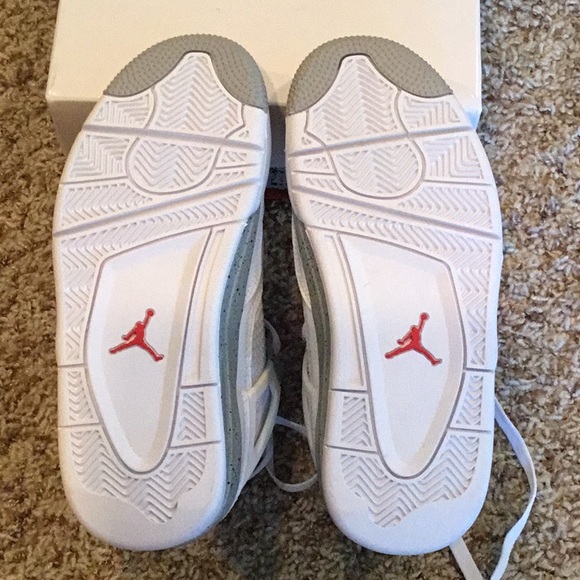 Nike Air Jordan 4 Retro White Oreo - Picture 5 of 12